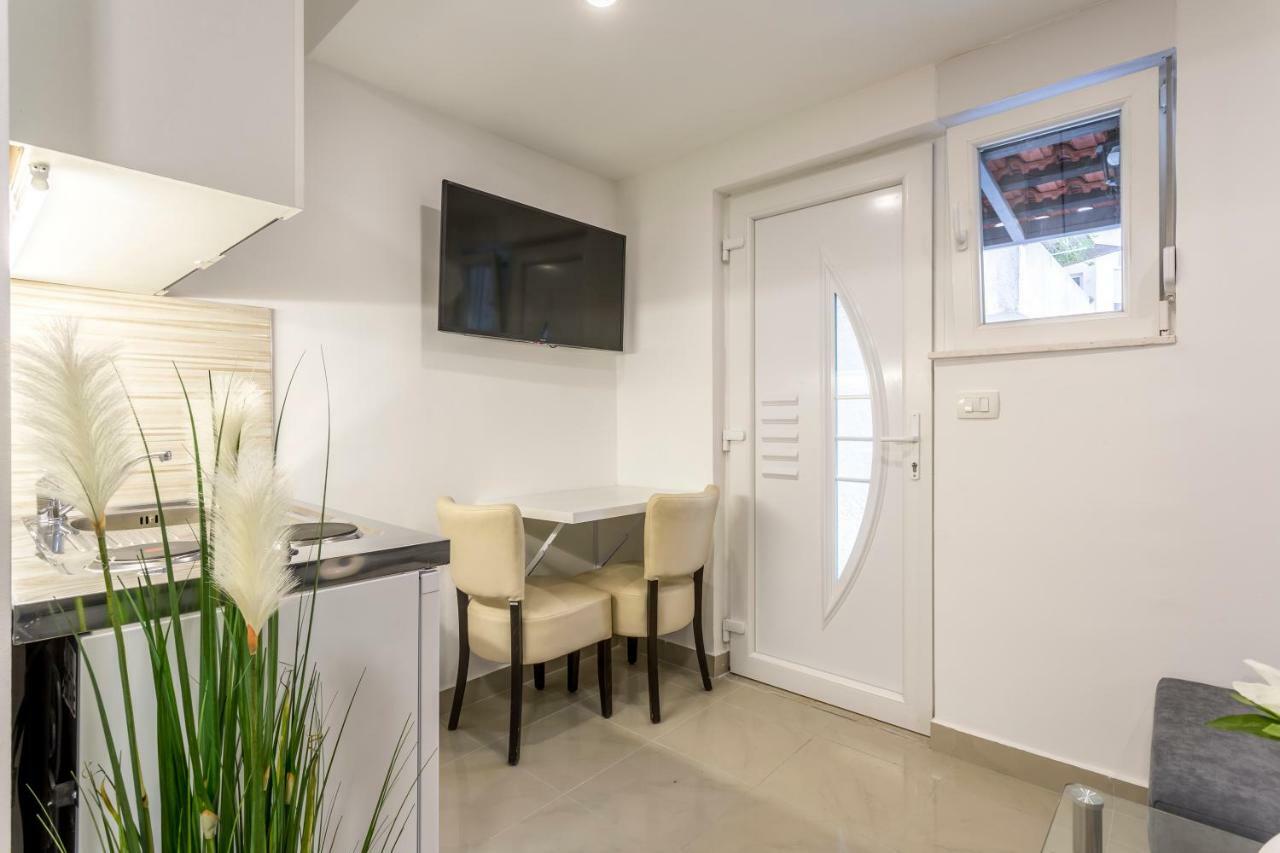 Studio Apartment Nikol Σπλιτ Εξωτερικό φωτογραφία